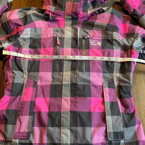 Mountain Hardwear Barnsie Buffalo Plaid Snow Jacket - Picture 10 of 13